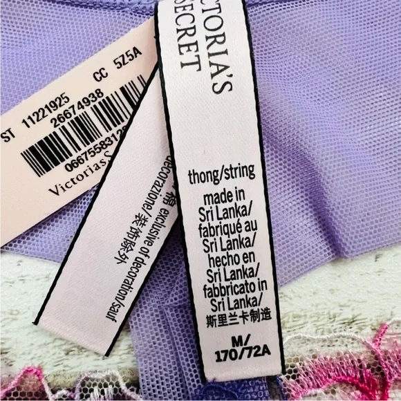 Victoria’s Secret Floral Lace Thong Medium - Picture 7 of 7